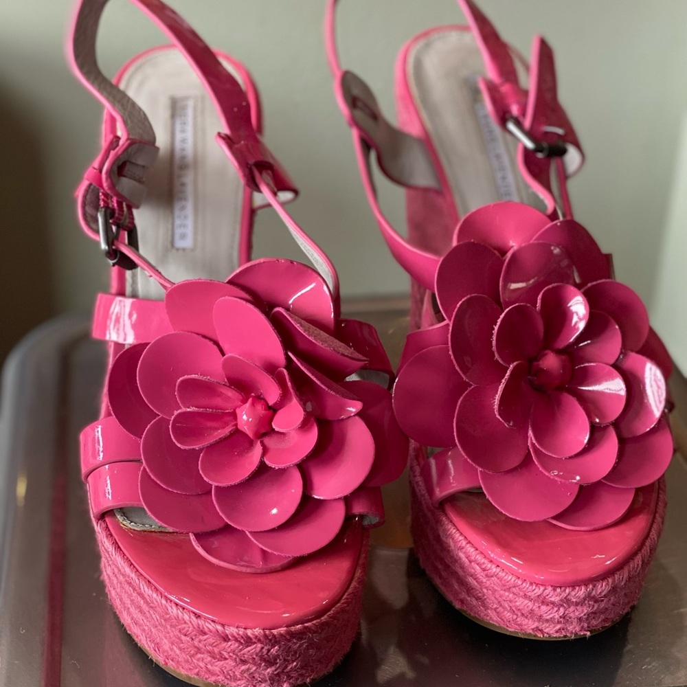 Vera Wang Lavender Sky High Flower Sandals